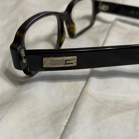 Gucci Tortoiseshell Rectangular Eyeglasses Scratched Lens Great for your Rx! Lux - Picture 5 of 10